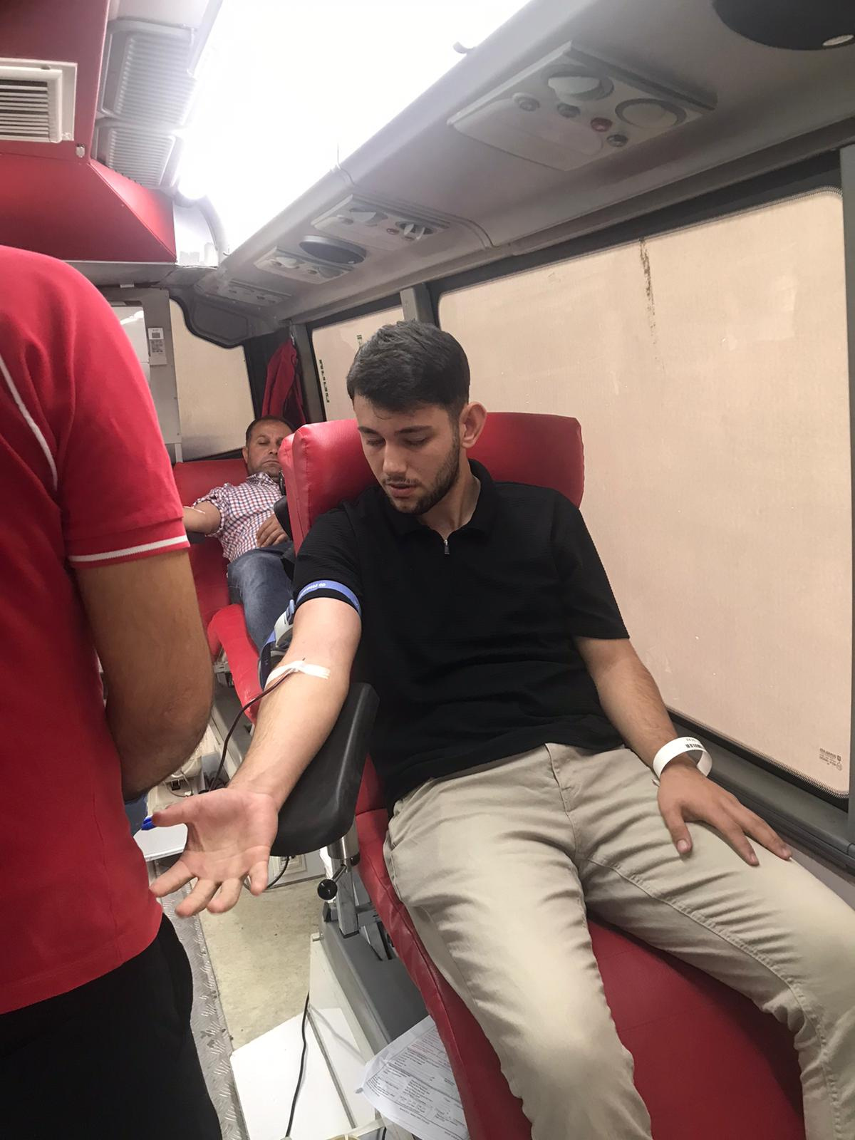 Yüksekokul öğrencilerimiz Kızılay'a kan bağışladılar.
